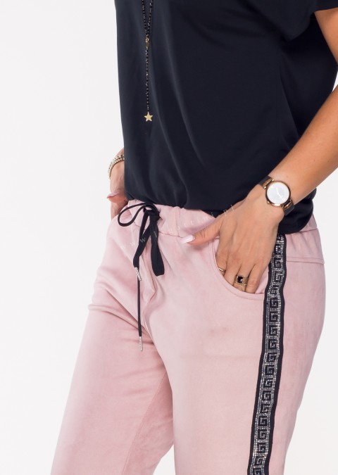 Włoskie zamszowe spodnie CARPINETTI różowe